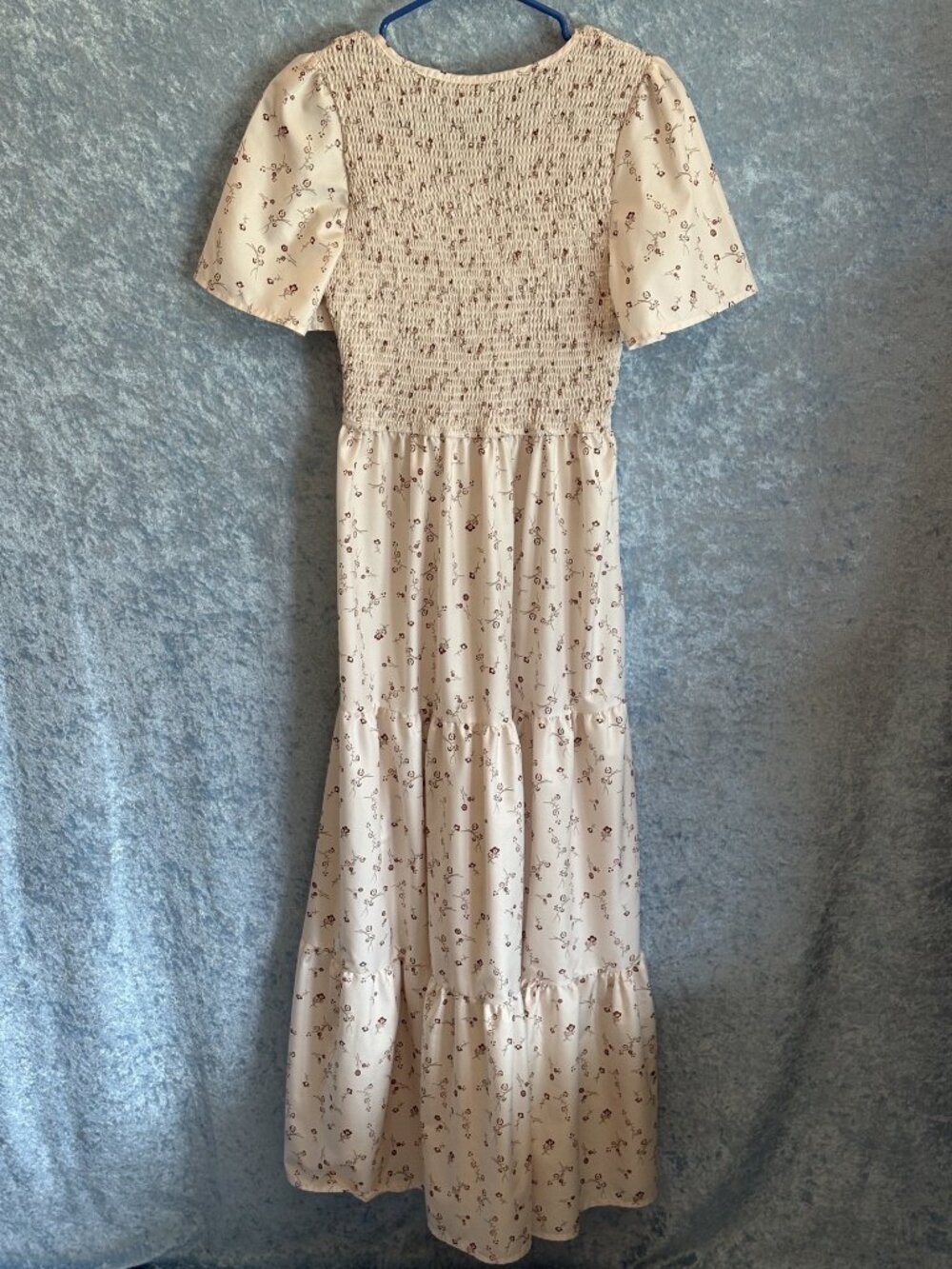 Cream Print Maxi Dress with Smocked Bodice Short Sleeves Tiered Skirt Small? - Picture 3 of 5